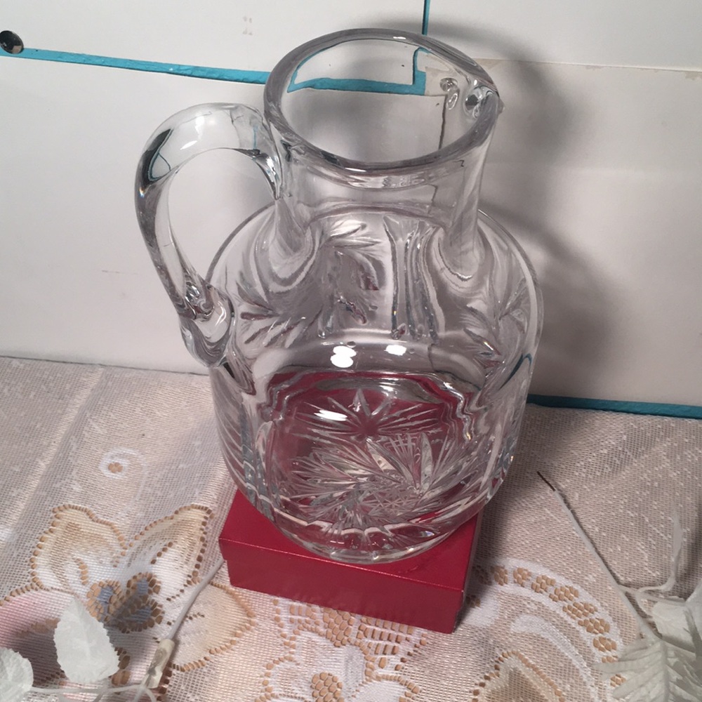 VintageCross Olive Pinwheel Buzz m, Crystal Water Picher